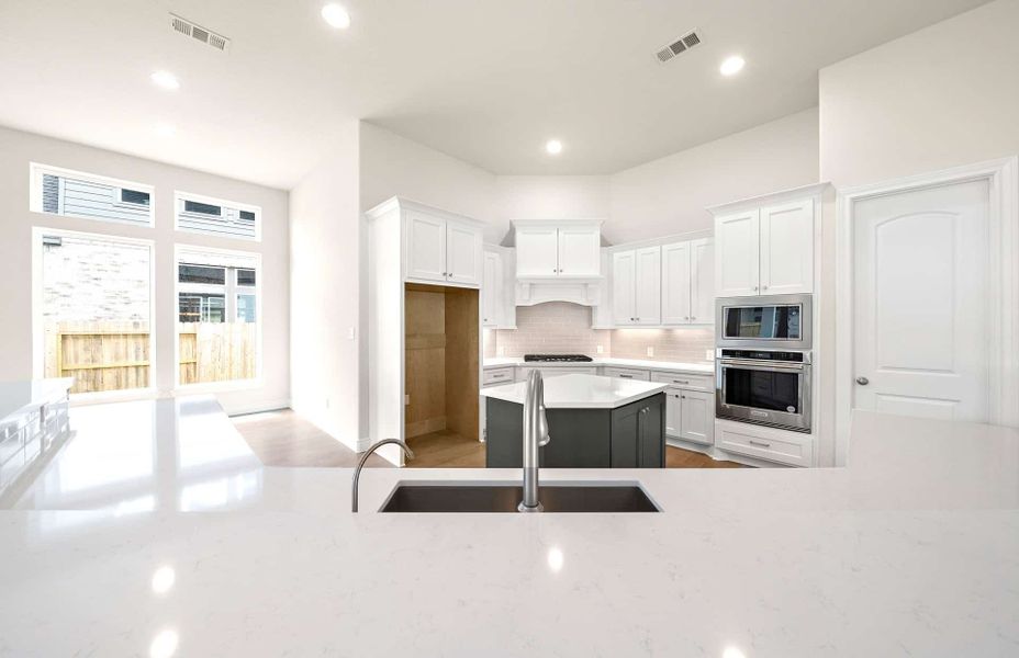 Representative furnished interior of a home built from the 2855AU by Ravenna Homes in Audubon 60′, Magnolia (Image 17).