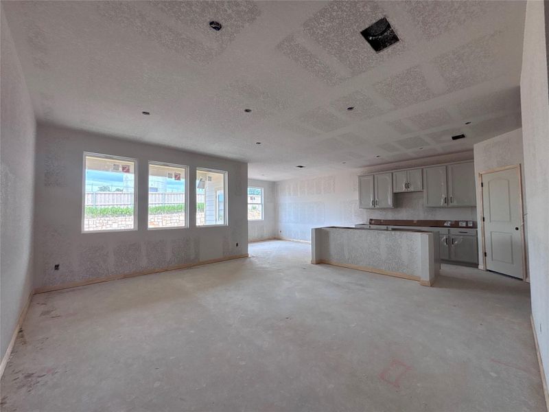 Spacious, unfurnished interior of a new home in The Colony 50s, Bastrop (Image 32). Spacious, unfurnished interior of a new home in The Colony 50s, Bastrop (Image 32).