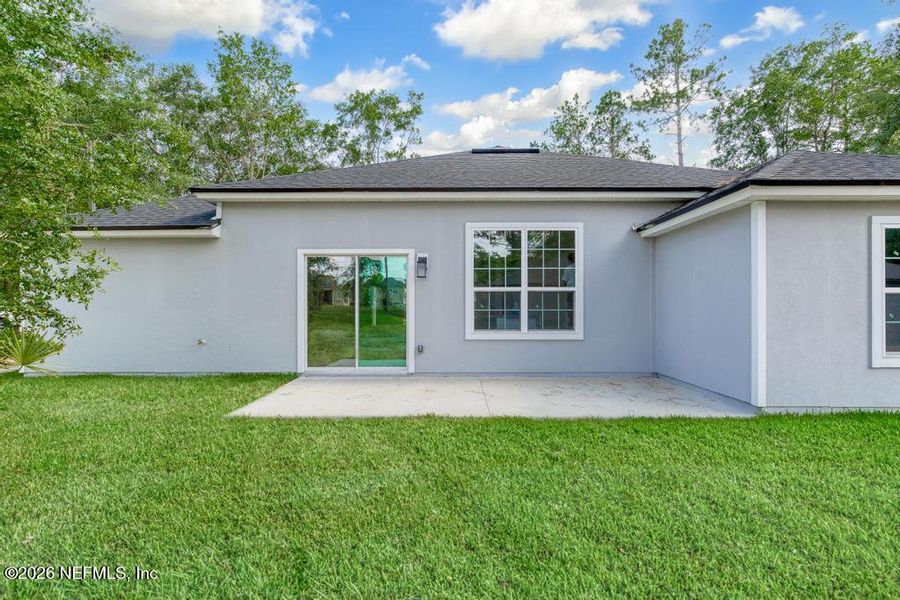 Exterior details and patio area of a home in , Jacksonville (Image 31).