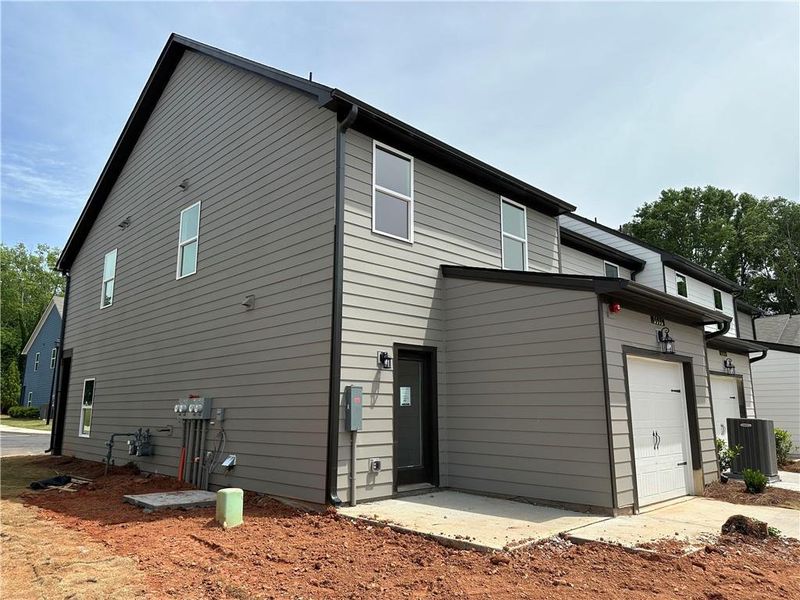Exterior details and patio area of a home in Laurelwood, Douglasville (Image 3).