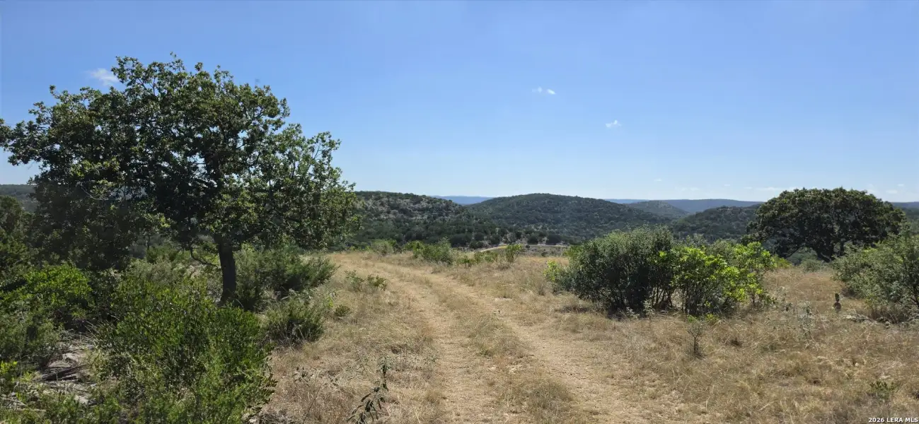 Natural landscape and outdoor views near  in Leakey (Image 65).