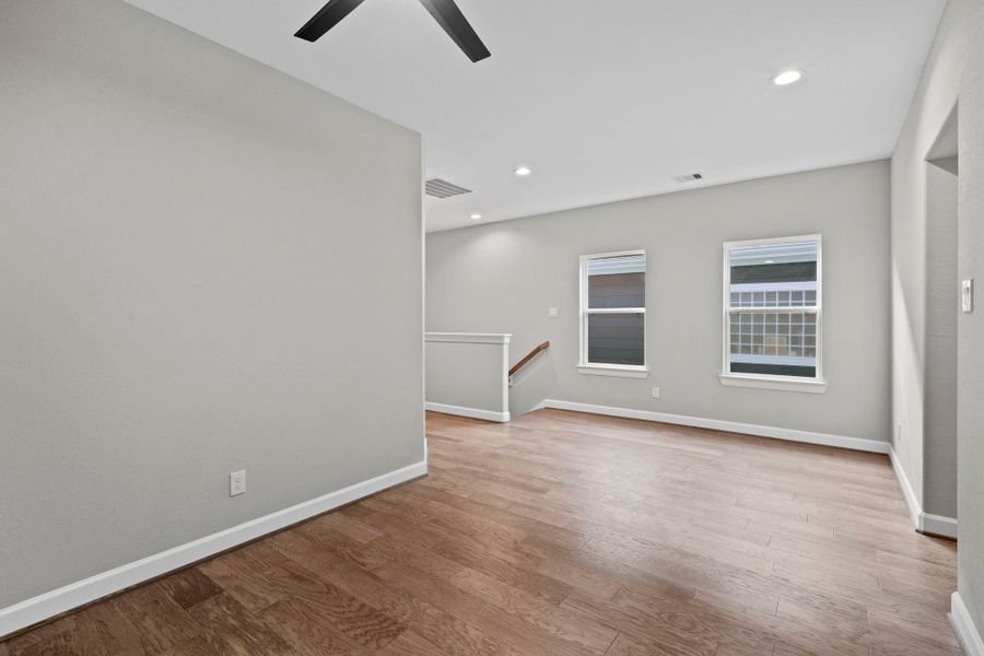 Spacious, unfurnished interior of a new home in , Houston (Image 21).