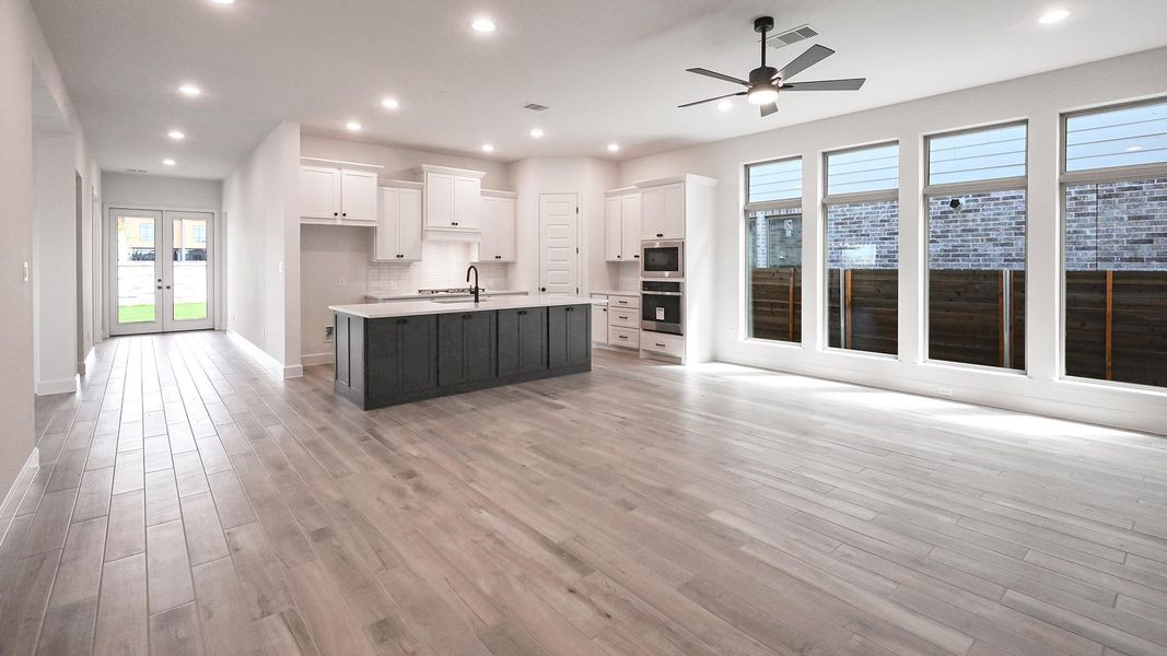 Spacious, unfurnished interior of a new home in Juniper Springs, Lockhart (Image 19).