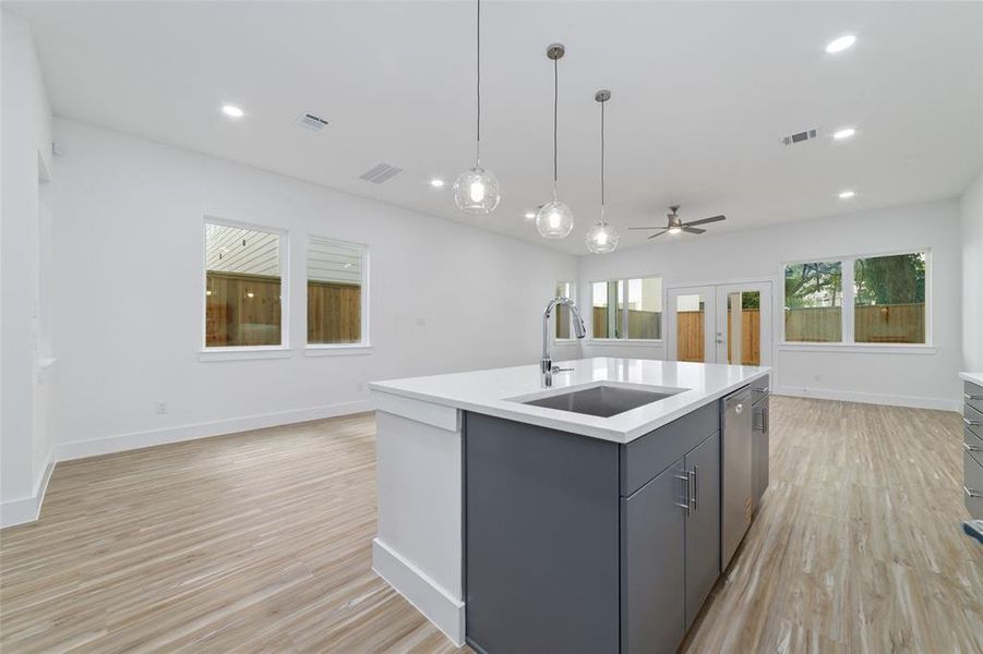 Another View of The Stunning Island with Modern Lighting Another View of The Stunning Island with Modern Lighting