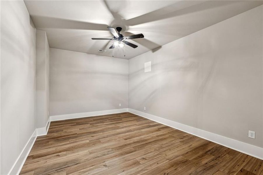 Spacious, unfurnished interior of a new home in , Gainesville (Image 70). Spacious, unfurnished interior of a new home in , Gainesville (Image 70).