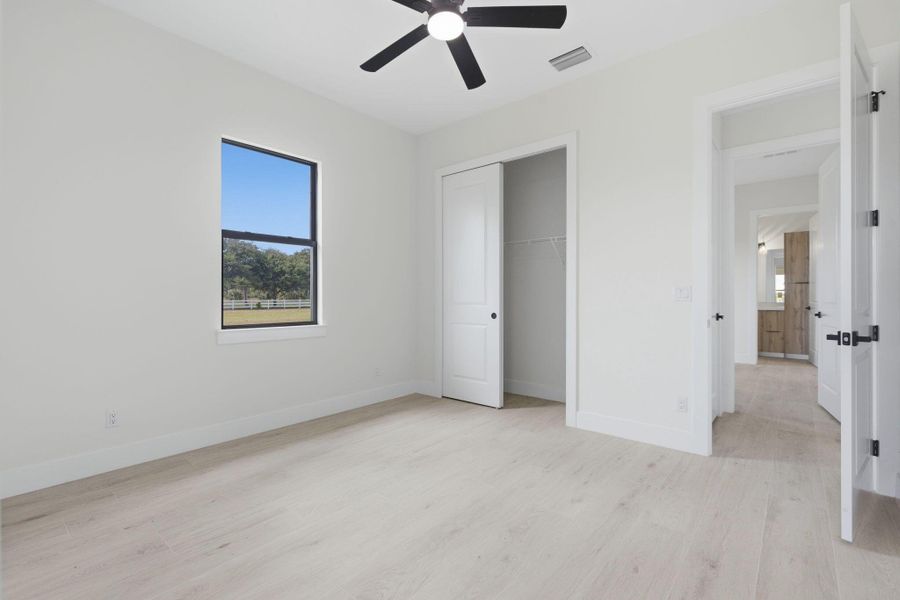 Spacious, unfurnished interior of a new home in , Fort Pierce (Image 46).