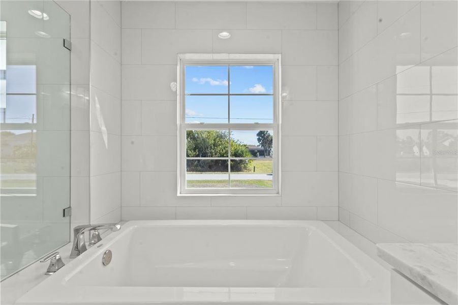 Close-up of interior finishes inside a home in , Port Charlotte (Image 14).
