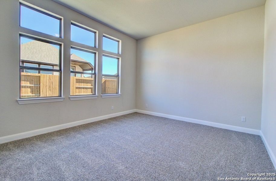 Spacious, unfurnished interior of a new home in Meyer Ranch – Premier, New Braunfels (Image 19).