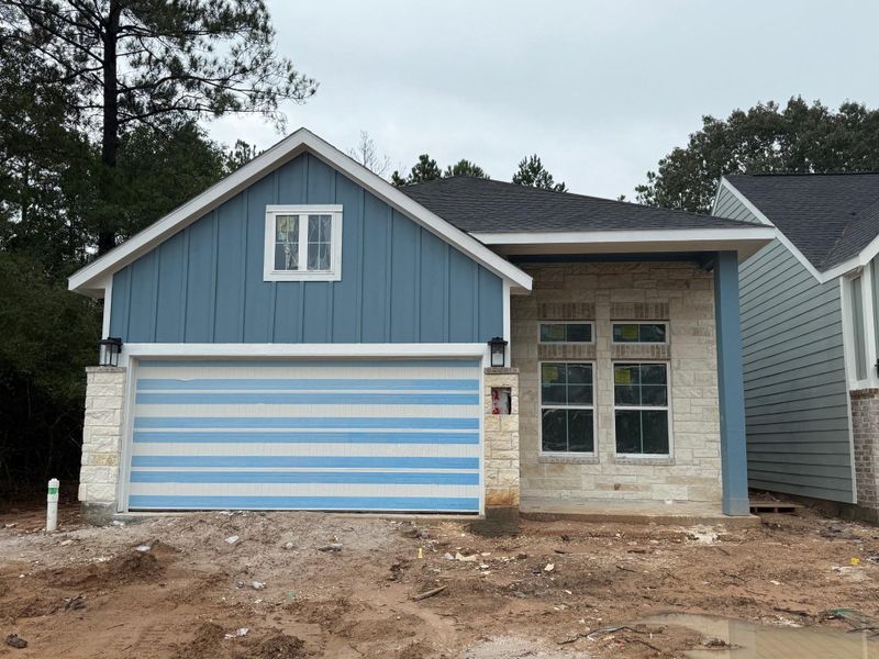 Front exterior of a new home in Kresston, Montgomery, TX, highlighting curb appeal (Image 10). Front exterior of a new home in Kresston, Montgomery, TX, highlighting curb appeal (Image 10).