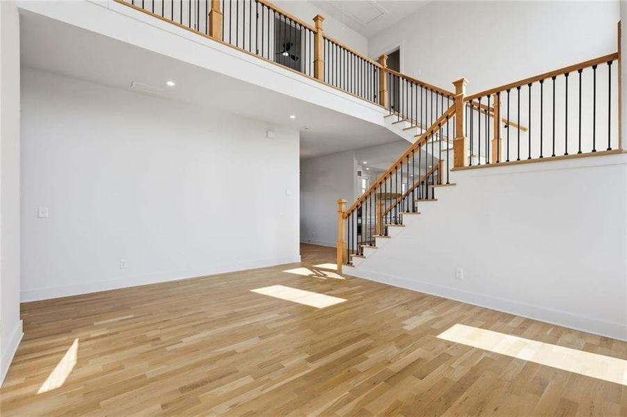 Spacious, unfurnished interior of a new home in , Clermont (Image 52).