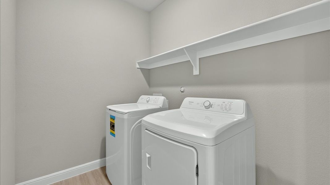 Representative interior finishes for a home built from the Hackberry by D.R. Horton in Treeline, Justin (Image 15). Representative interior finishes for a home built from the Hackberry by D.R. Horton in Treeline, Justin (Image 15).