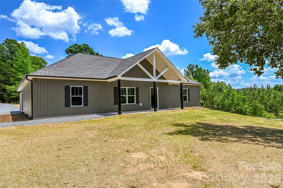 Image 39 of a home in .