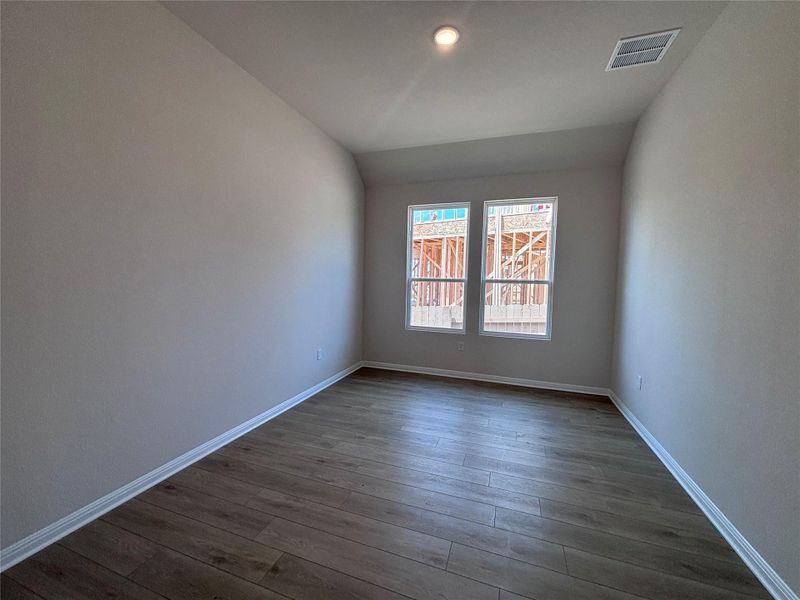 Spacious, unfurnished interior of a new home in The Colony, Bastrop (Image 18). Spacious, unfurnished interior of a new home in The Colony, Bastrop (Image 18).