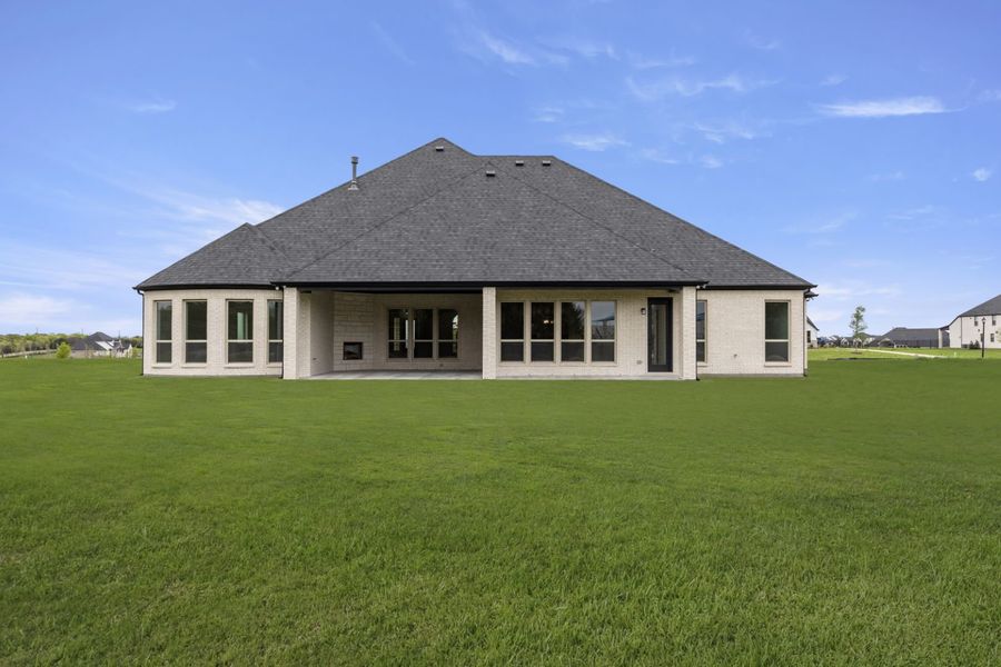 Representative exterior details of a home built from the Southport by Windsor Homes in Ridge Pointe Estates, McLendon-Chisholm (Image 4).