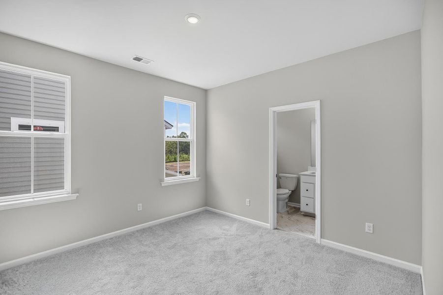 Spacious, unfurnished interior of a new home in , Summerville (Image 27). Spacious, unfurnished interior of a new home in , Summerville (Image 27).