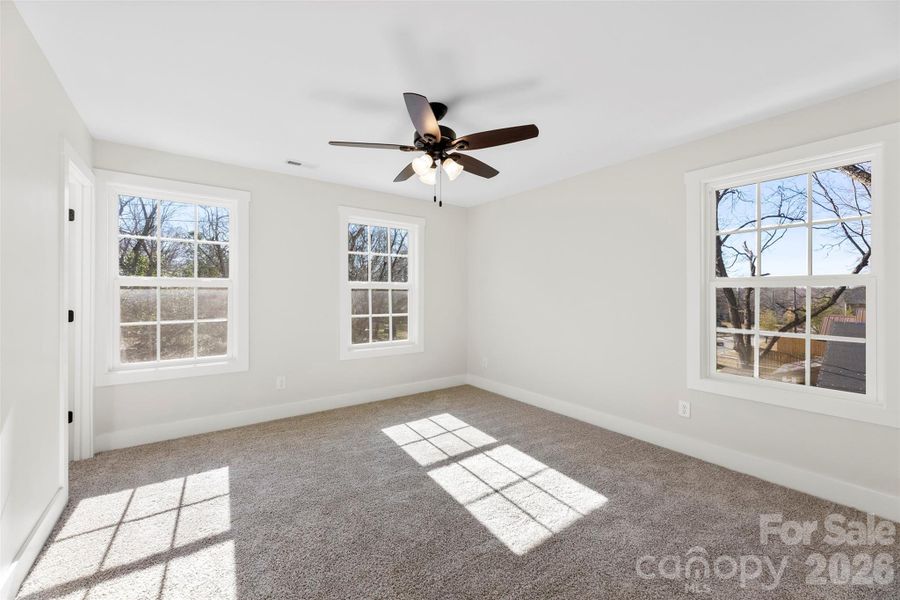 Spacious, unfurnished interior of a new home in , Shelby (Image 11).
