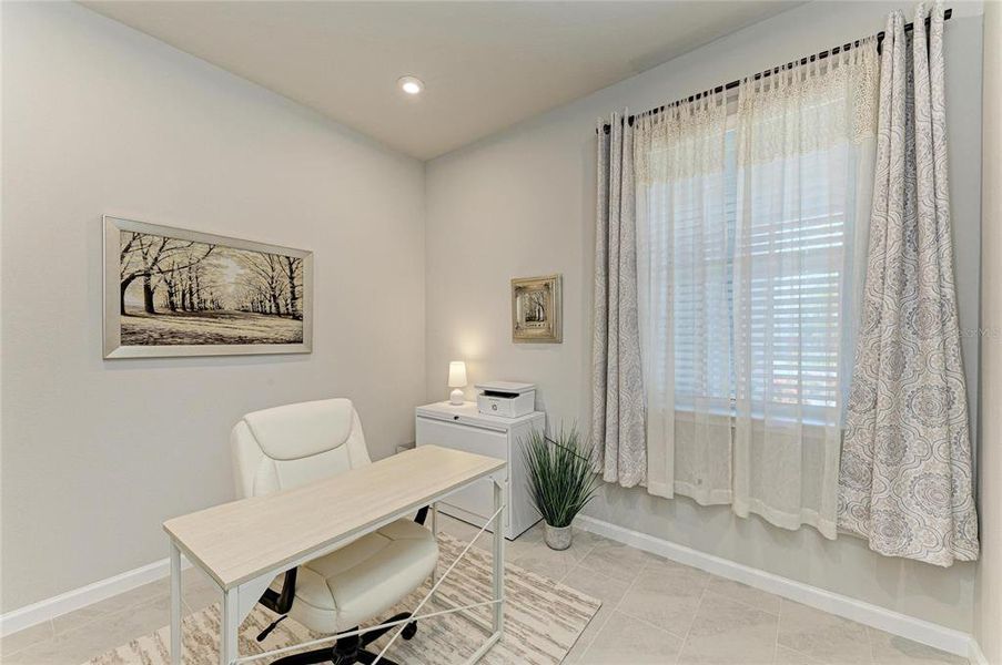 Furnished interior view inside a new home in , Venice (Image 27). Furnished interior view inside a new home in , Venice (Image 27).