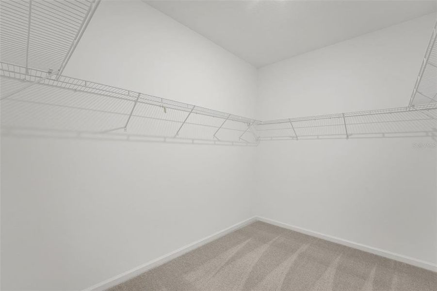 Spacious, unfurnished interior of a new home in Willowbrook North, Winter Haven (Image 16).