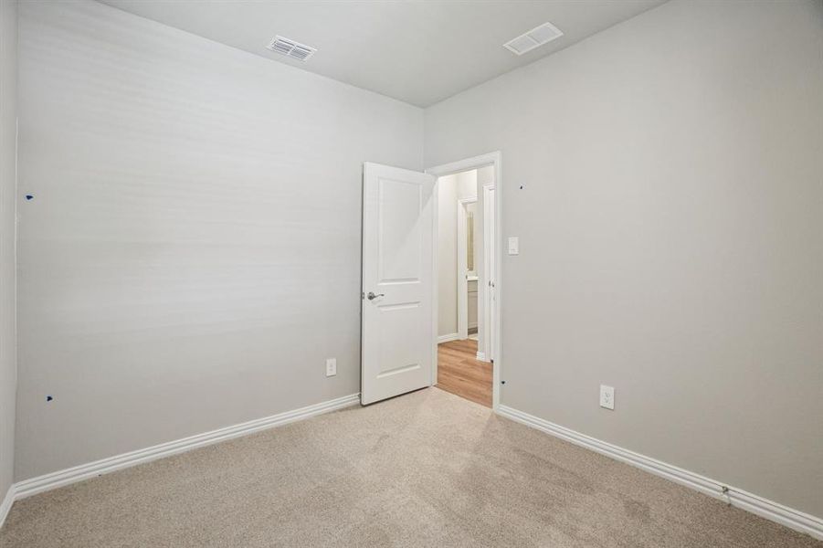 Photo is not of the actual home, but is an inspirational photo of builder’s model home and may depict options, furnishings, and/or decorator features that are not included. Photo is not of the actual home, but is an inspirational photo of builder’s model home and may depict options, furnishings, and/or decorator features that are not included.