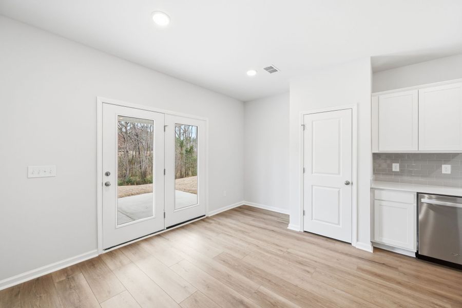Spacious, unfurnished interior of a new home in Grand Arbor, Blythewood (Image 25).