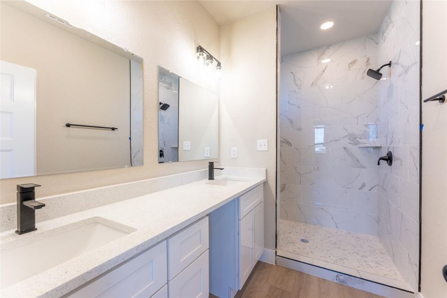 Please note: Photos shown are not of the actual homes but are of the same floorplan. Finishes and features may vary.