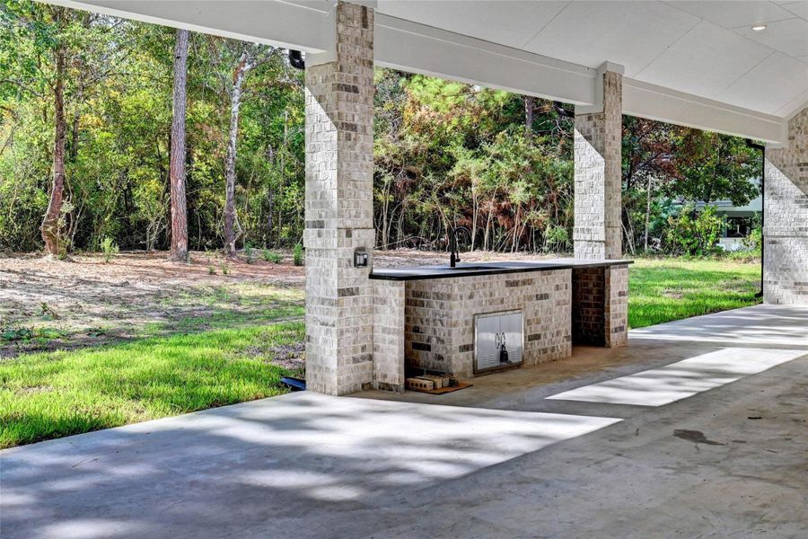 Exterior details and patio area of a home in , Montgomery (Image 29).