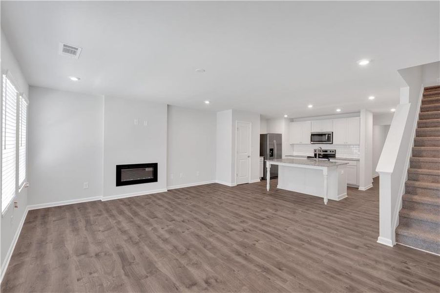 Spacious, unfurnished interior of a new home in Village Green, Adairsville (Image 26).