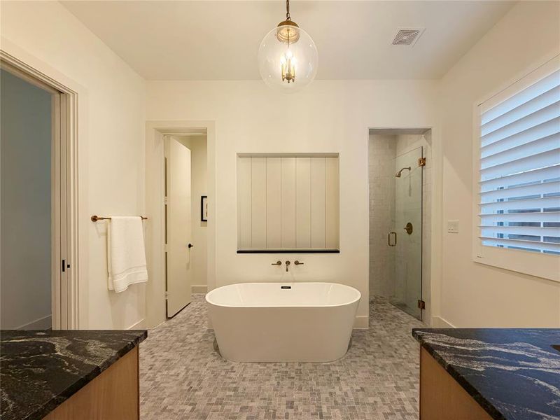 Furnished interior view inside a new home in , Dallas (Image 7).