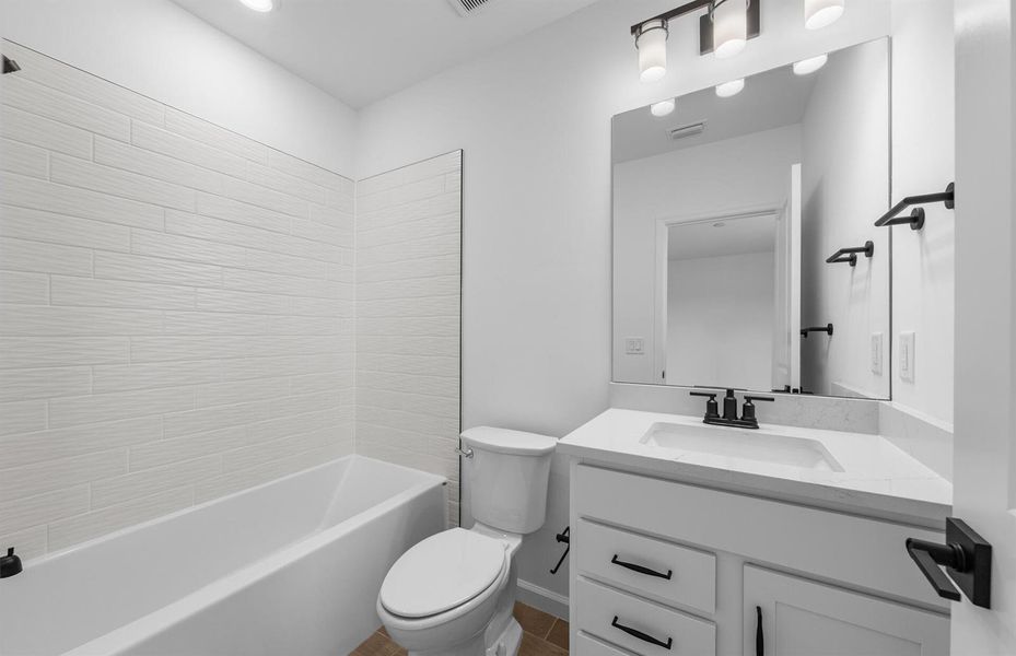SWFL_DV_TER_47000_Whitestone_Bath 4
