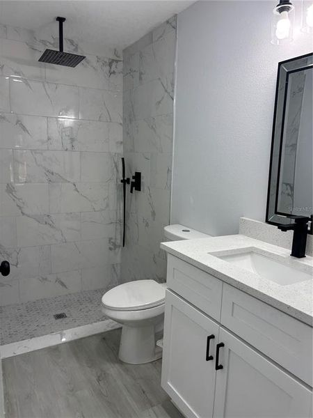 Furnished interior view inside a new home in , Ocala (Image 7).