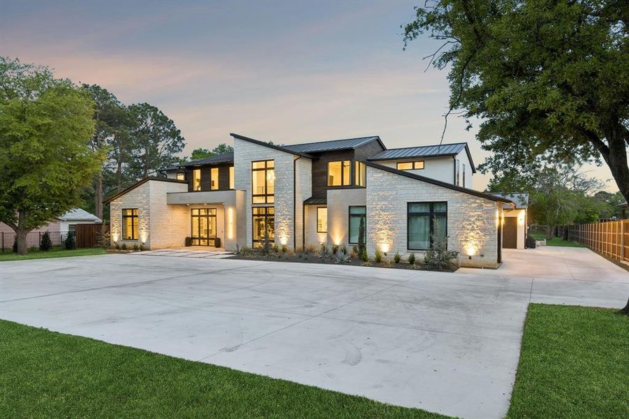 Front exterior of a new home in , Colleyville, TX, highlighting curb appeal (Image 24).