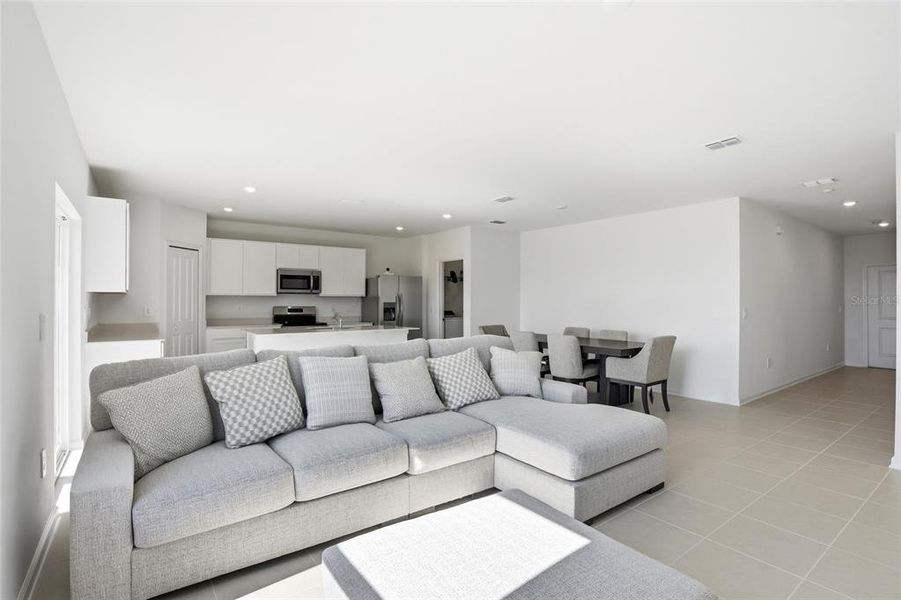 Furnished interior view inside a new home in , Lake Wales (Image 36). Furnished interior view inside a new home in , Lake Wales (Image 36).