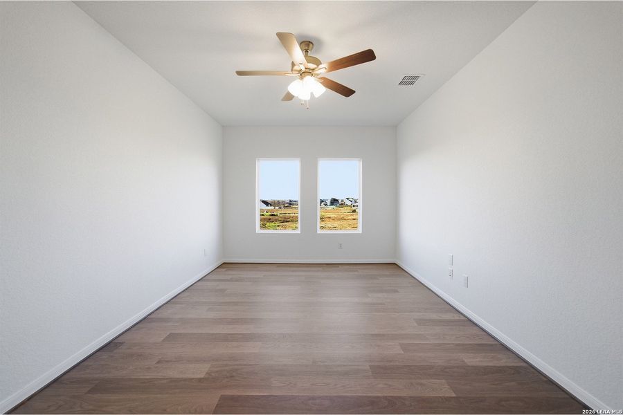 Spacious, unfurnished interior of a new home in Garden Grove, San Antonio (Image 23).