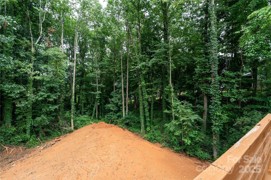 Image 38 of a home in .