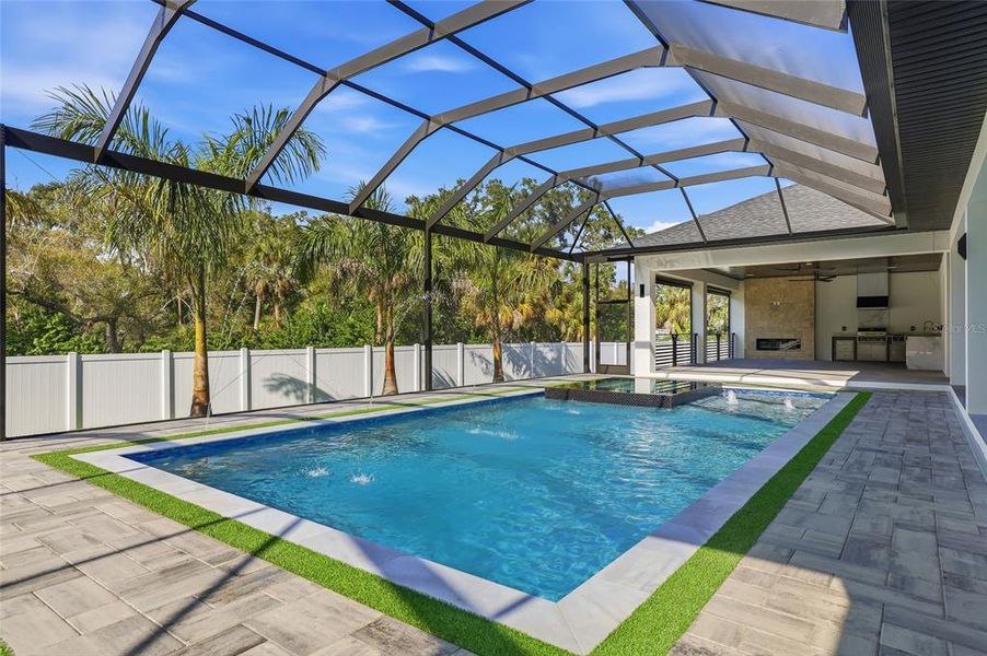 Exterior details and patio area of a home in , Tampa (Image 40).