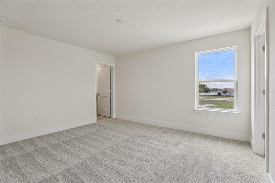 Spacious, unfurnished interior of a new home in Lakeside at Satilla, St. Cloud (Image 34). Spacious, unfurnished interior of a new home in Lakeside at Satilla, St. Cloud (Image 34).