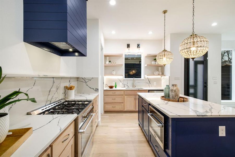 Furnished interior view inside a new home in , Dallas (Image 20).