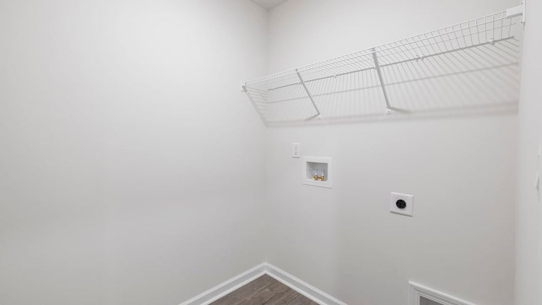Spacious, unfurnished interior of a new home in Cedar Gap, Fountain Inn (Image 29).