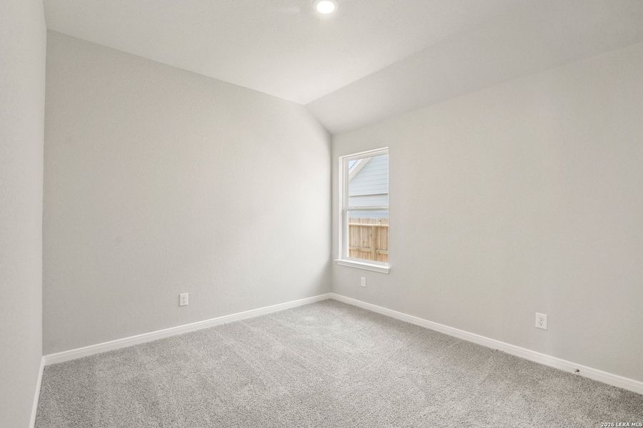 Spacious, unfurnished interior of a new home in Swenson Heights, Seguin (Image 13).