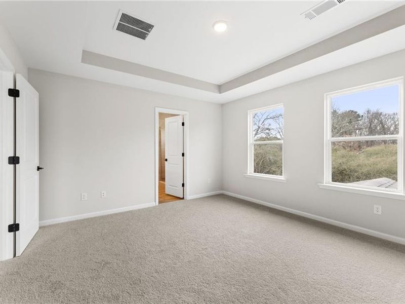 Spacious, unfurnished interior of a new home in Cedar Farms, Winder (Image 14).