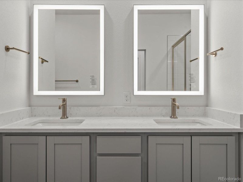 Image 25 of a home in Gateway Commons.