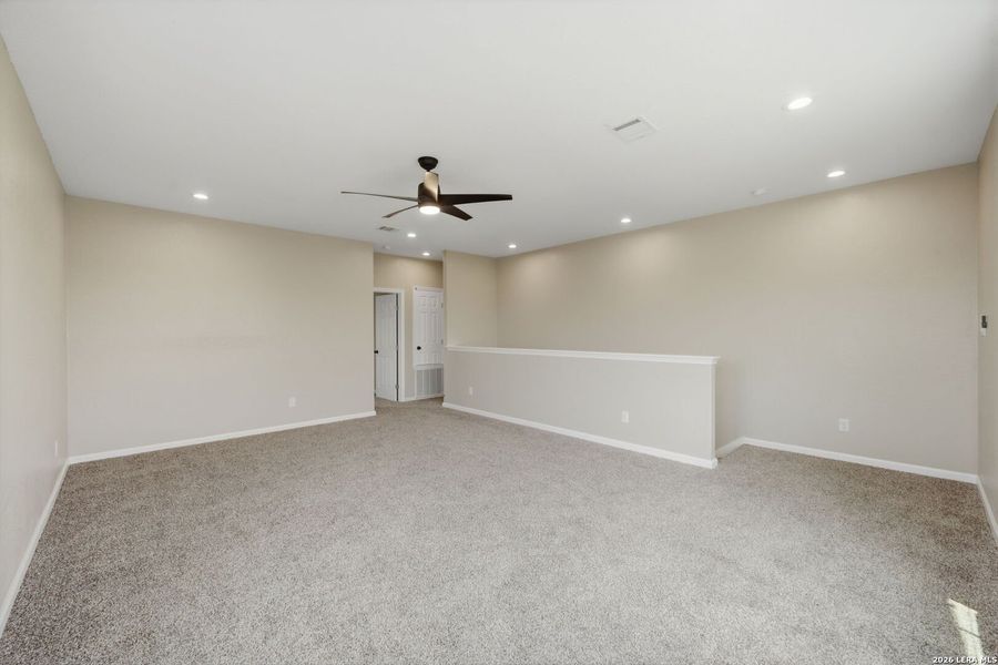 Spacious, unfurnished interior of a new home in , Devine (Image 51).