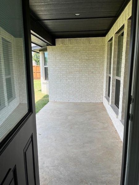 Spacious, unfurnished interior of a new home in , Athens (Image 18).