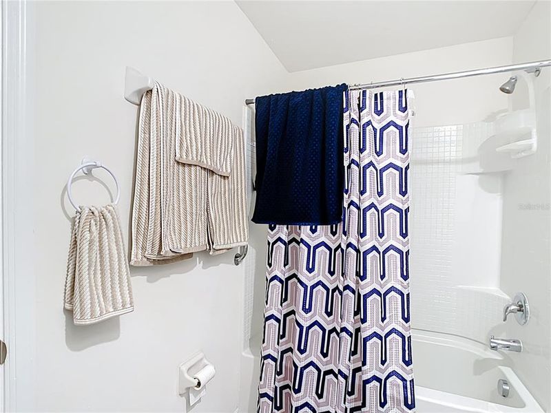 Image 40 of a home in Huntington Ridge.