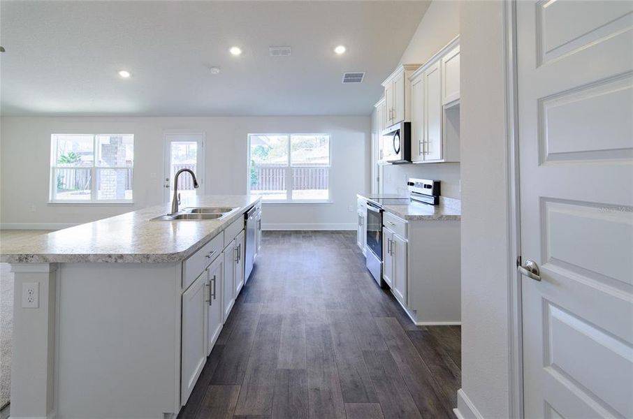Furnished interior view inside a new home in Palm Coast, Palm Coast (Image 5).