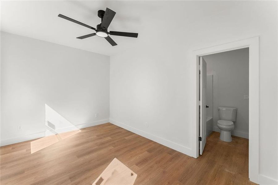 Spacious, unfurnished interior of a new home in , Gainesville (Image 27). Spacious, unfurnished interior of a new home in , Gainesville (Image 27).