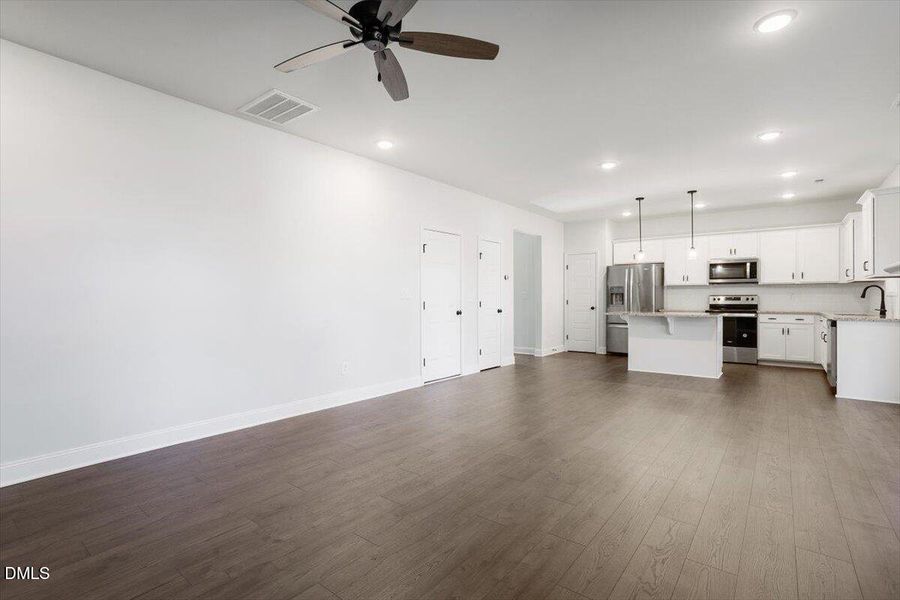 17-187 Clydes Point Way [2654876]_17