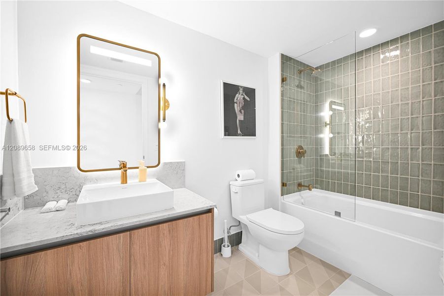 3rd Bathroom 3rd Bathroom