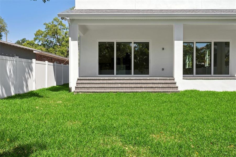 Exterior details and patio area of a home in , Tampa (Image 22).