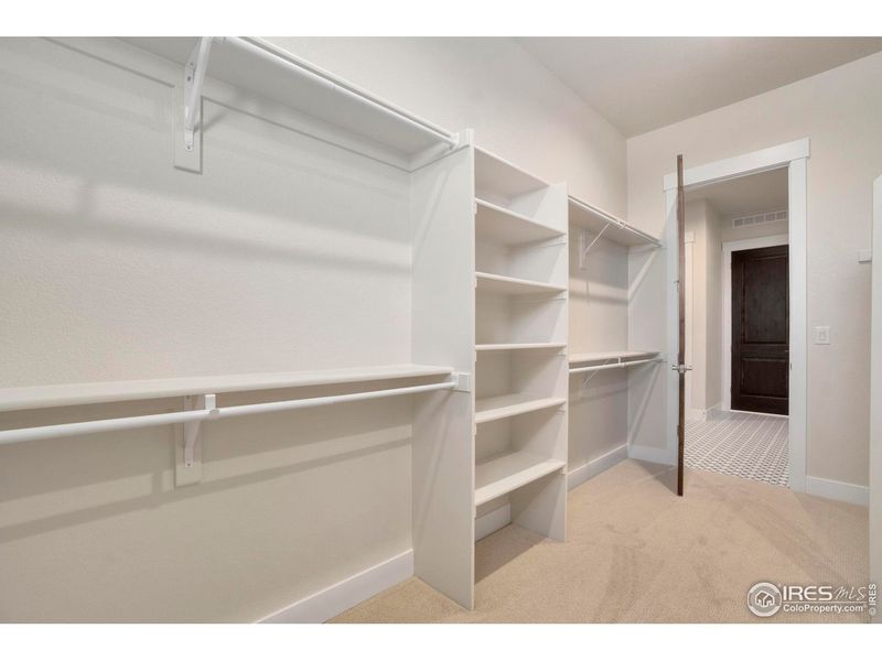 Image 34 of a home in Aurora Highlands. Image 34 of a home in Aurora Highlands.